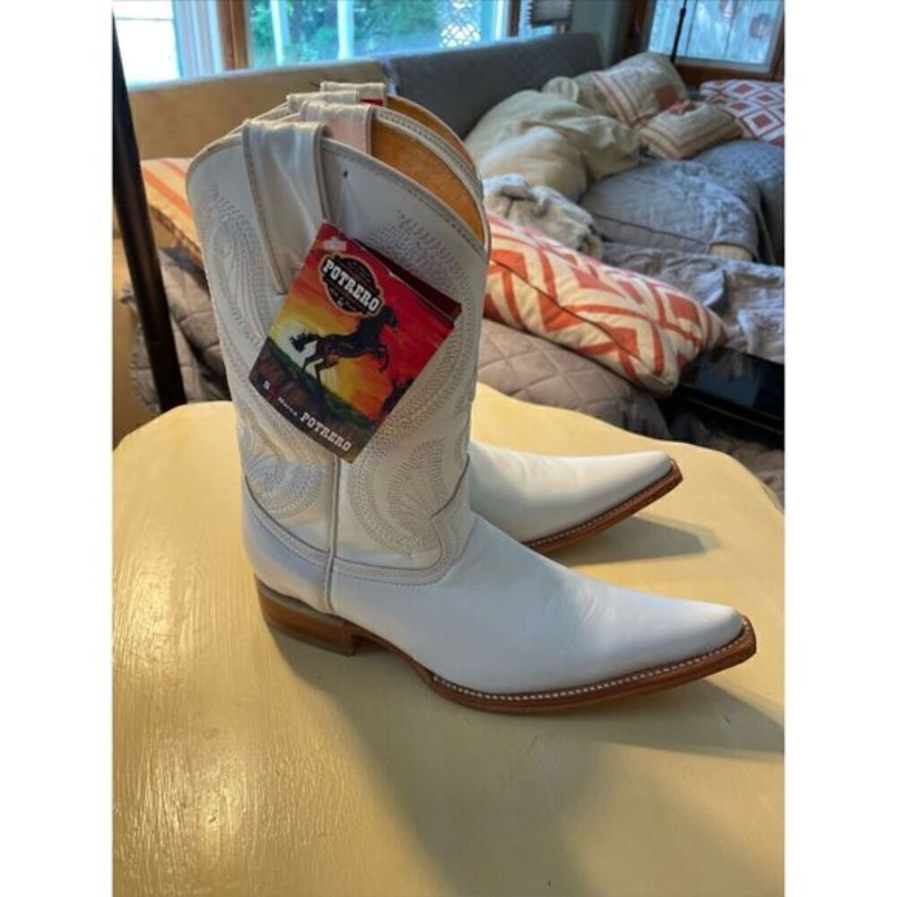 Potrero White Western Boots